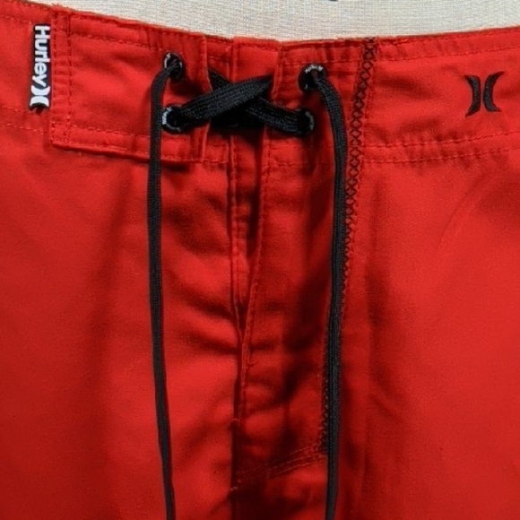 Hurley - Picture 7 of 8